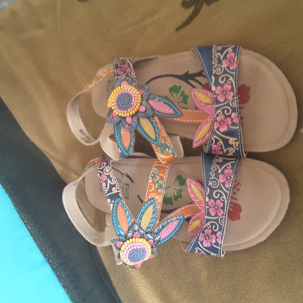 L'Artiste sandal